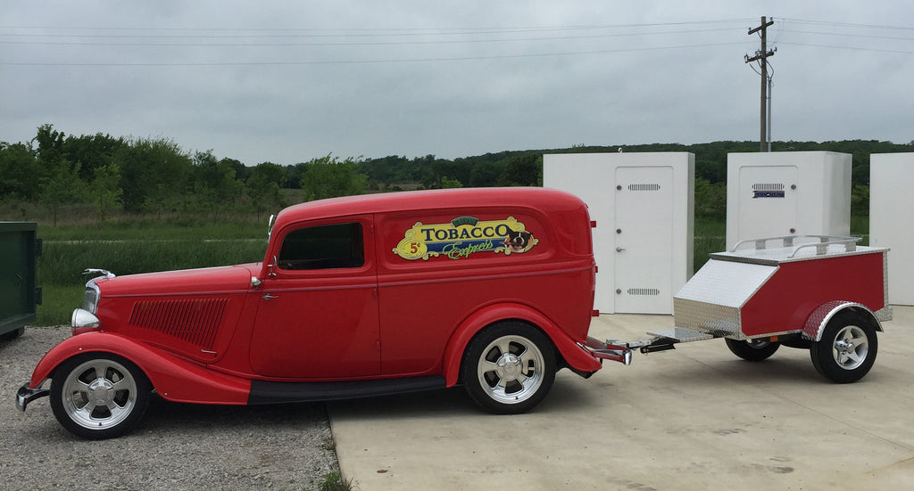 32 Ford Sedan Delivery at work again.